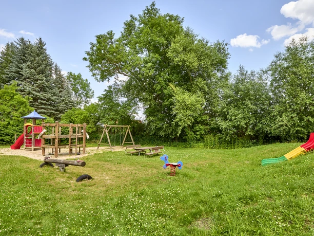 Spielplatz am Pferdeteich Spielplatz am Pferdeteich