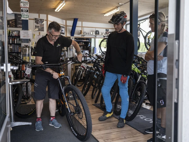 E-Mountainbike in der Aletsch Arena