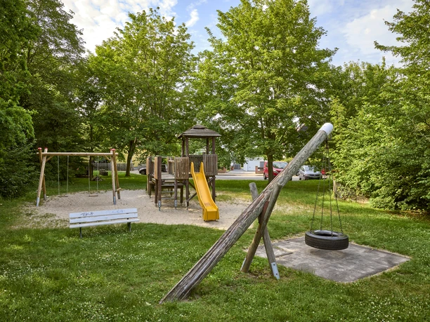 Spielplatz am Stadion Schladen Spielplatz am Stadion Schladen