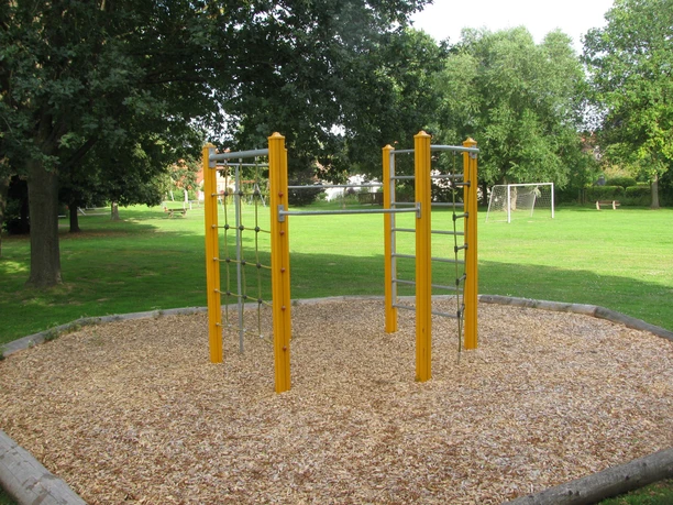 Spiel u. Sportplatz am Triftweg Spiel-und-Sportplatz-am-triftweg