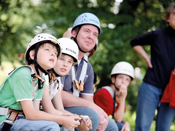 Kindergruppe im monkeyman Hochseilgarten Wolfsburg