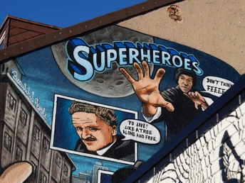 Street Art im Bischofskamp 59 Street Art mit Superhelden im Bischofskamp 59