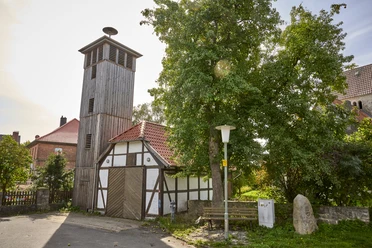 Picknickplatz am alten Schlauchturm in Hordorf Picknickplatz am alten Schlauchturm in Hordorf