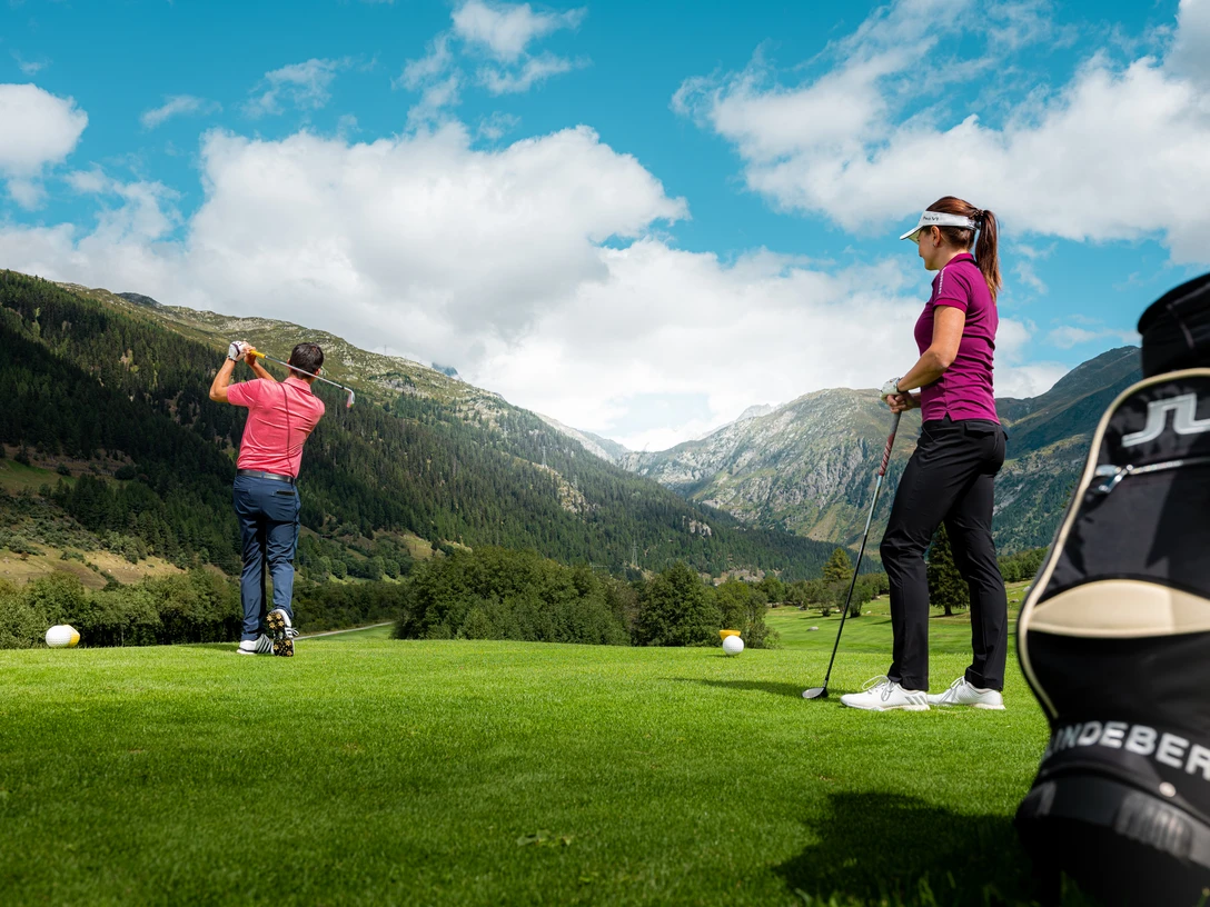 Golfen Source du Rhône Obergesteln Golfen Source du Rhône Obergesteln