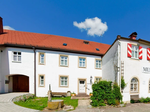 Museum im Bierlinghaus, Bad Bayersoien Bad Bayersoien - Museum im Bierlinghaus, Dorfstrasse 46