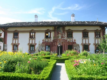 Pilatushaus im Sommer