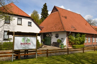 JH7_8619.jpg