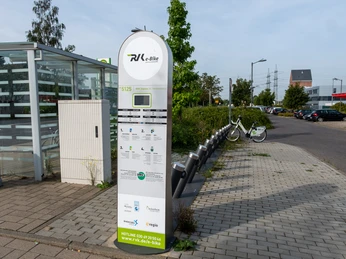 Meckenheim Bahnhof E-Bike Verleih 2021 Herbst Meckenheim
