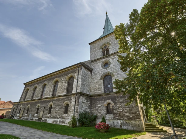 Kirche Ahlum