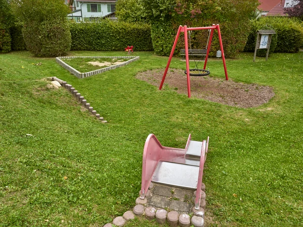 Spielplatz Im Landgraben Destedt Spielplatz Im Landgraben Destedt