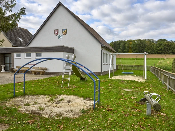 Spielplatz an der Feuerwehr Binder Spielplatz an der Feuerwehr Binder