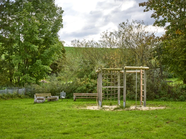 Spielplatz und Bolzplatz in Binder Spielplatz und Bolzplatz in Binder