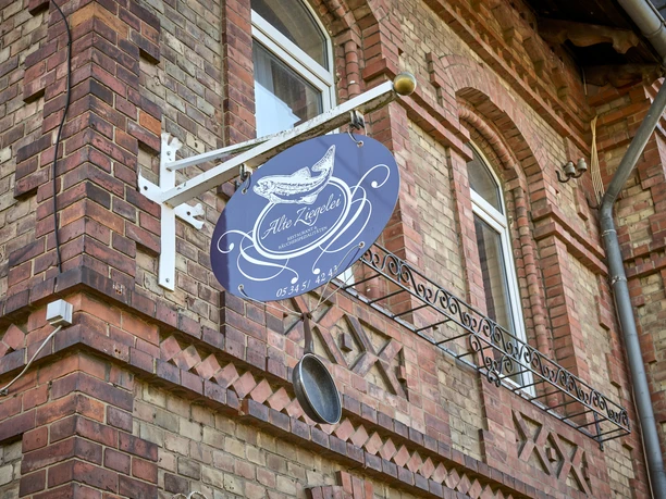 Alte Ziegelei Fischräucherei Oelber Alte Ziegelei Fischräucherei Oelber