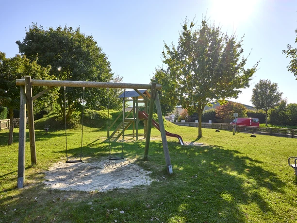 Spielplatz Rhener Alpen Oelber Spielplatz Rhener Alpen Oelber