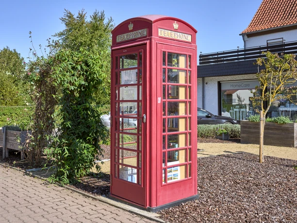 Bücherschrank in einer englischen Telefonzelle Bücherschrank in einer englischen Telefonzelle