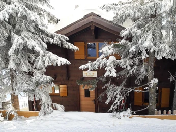 Nord, entrée du chalet Marmotta