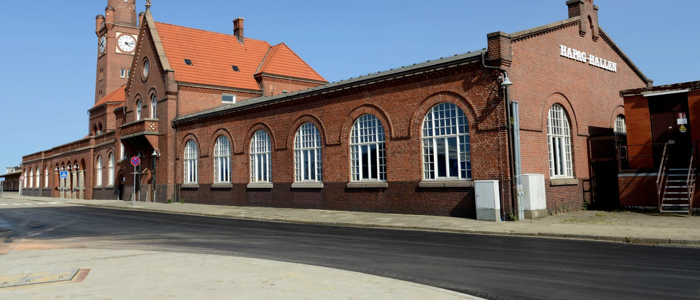 Steubenhöft - Hapaghallen - 2015.08.13 - 14.12.07.jpg