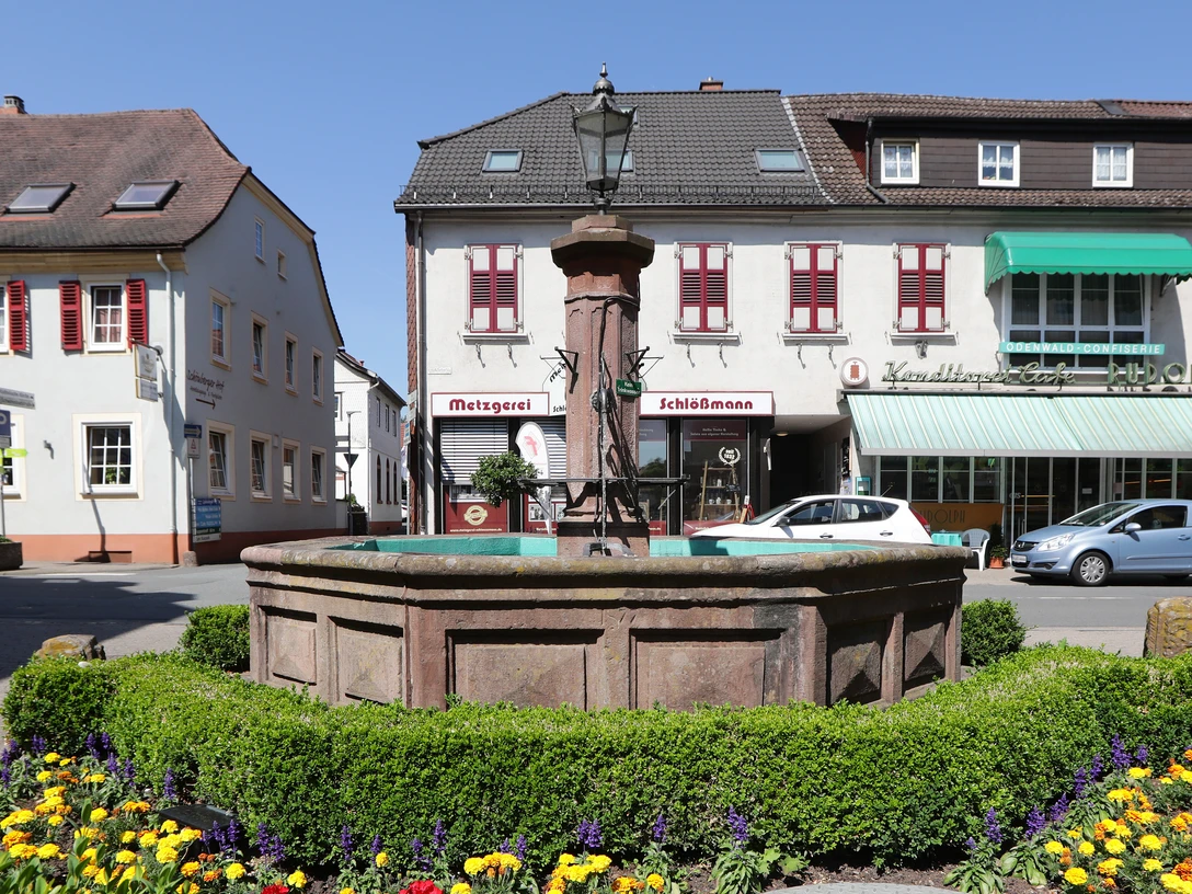 Bad König - Stadtmitte Brunnen Bad König - Stadtmitte Brunnen