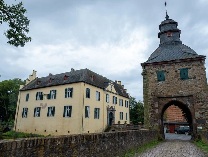 Burg Morenhoven
