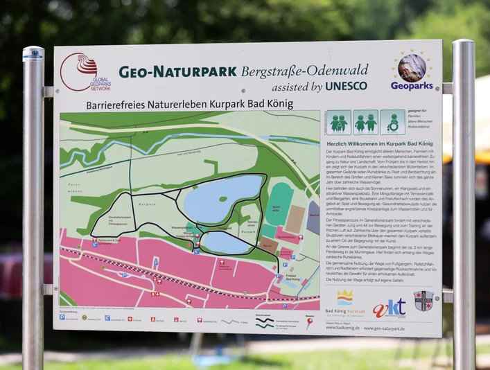 040HR - Bad König - Kurpark Schild.JPG