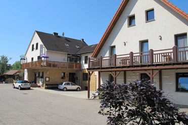 Gasthof Almehof Thöne | Büren-Weine Gasthof Almehof Thöne | Büren-Weine