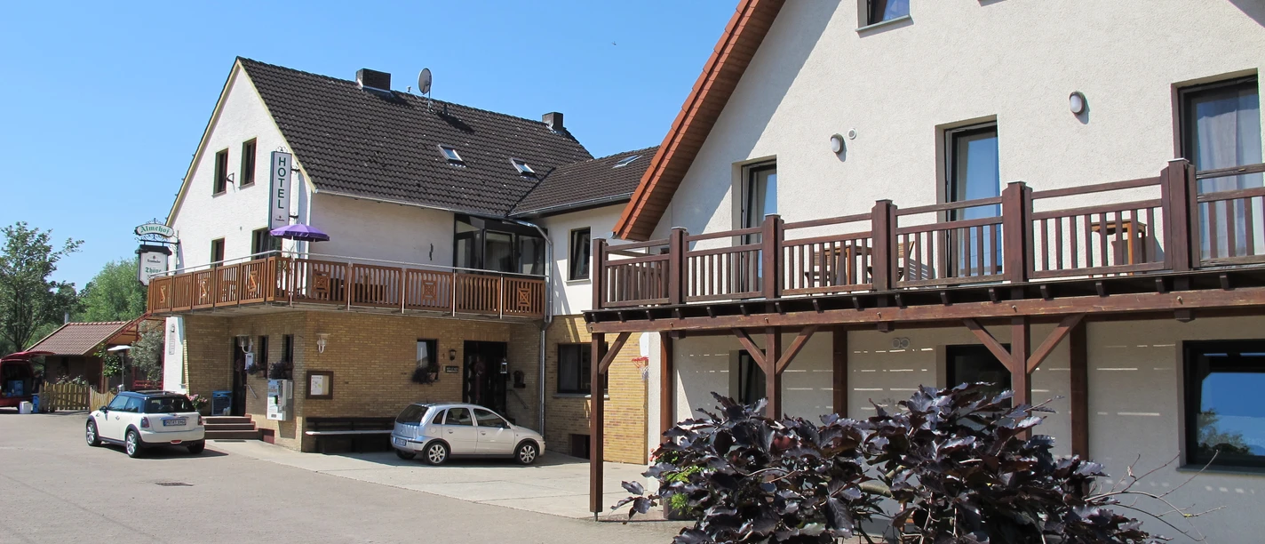 Gasthof Almehof Thöne | Büren-Weine Gasthof Almehof Thöne | Büren-Weine