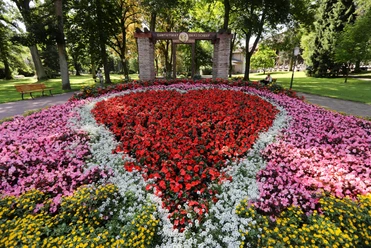 006HR - Bad Orb - Kurpark Blumenbeet.JPG
