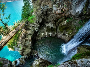 From the source to the lake along the Choltal watercourse