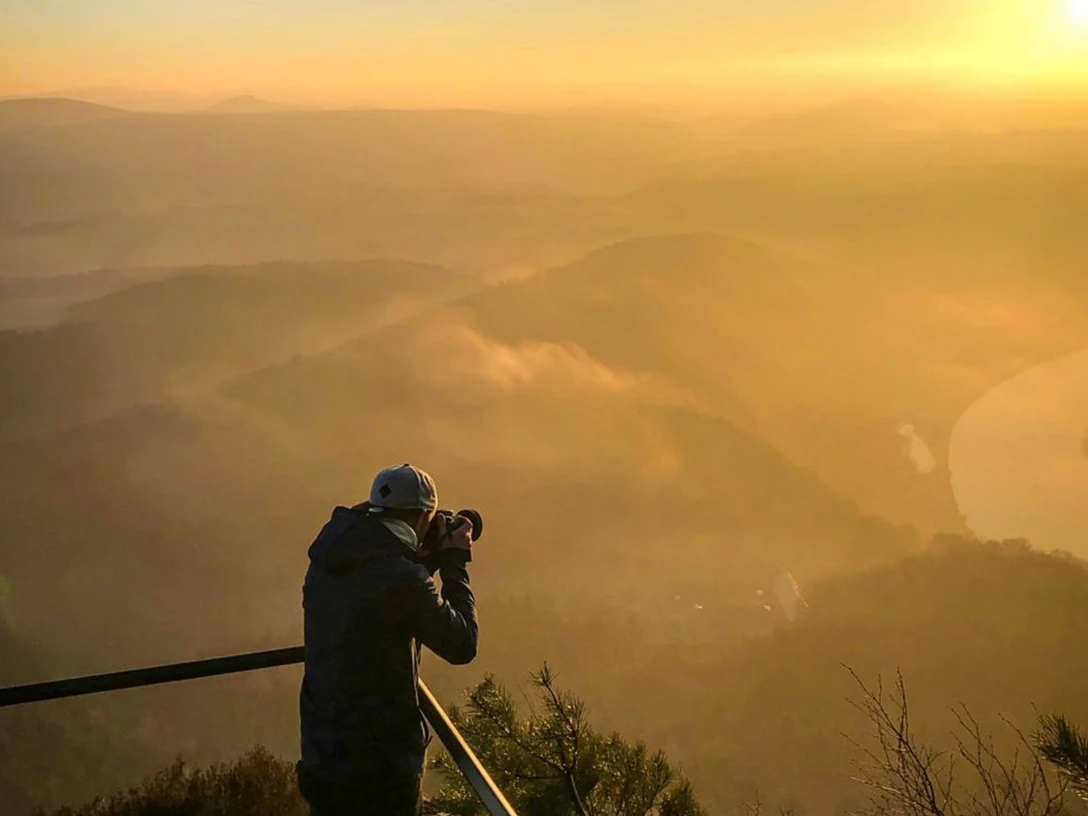 titelbild_33__Fotografieren_in_der_Sächsischen_Schweiz_Lilienstein_©_Sebastian_Rodenstock.jpeg