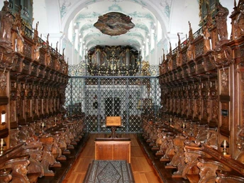 Chorgestühl Chorherrenstift St. Michael