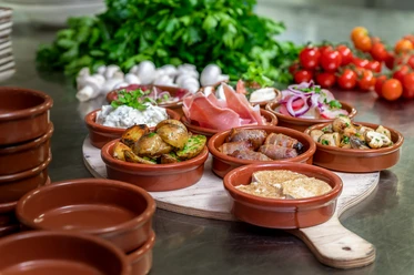 Tapas im KA7 Restaurant Hildesheim Verschiedene Tapas serviert im KA7 Restaurant im Knochenhauer-Amtshaus