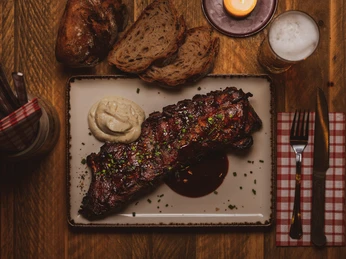Abendessen im Restaurant KA7 Regionale Küche serviert im KA7 Hildesheim