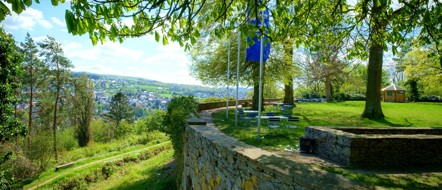 Burgmauer Vlotho Burgmauer Vlotho mit Blick auf den Winterberg