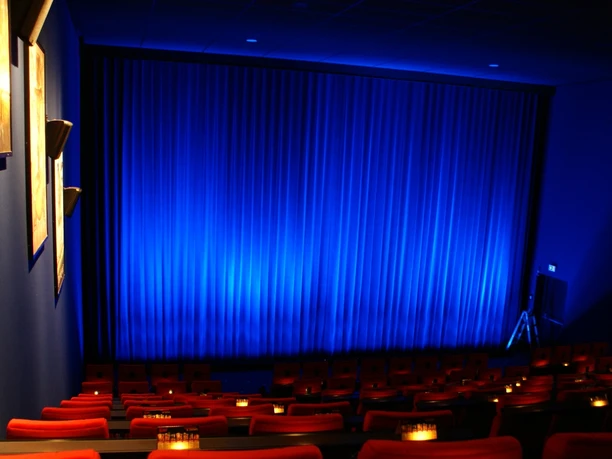 Kino Aurich Großer Saal Leinwand Kino Aurich Großer Saal Leinwand