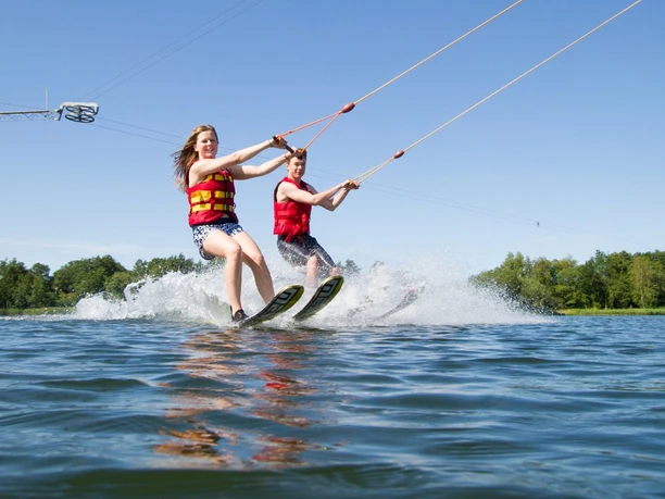 Wakeboard und Wasserski in Aurich Tannenhausen Wakeboard und Wasserski in Aurich Tannenhausen