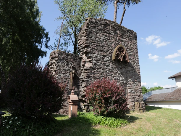 084HR - Grasellenbach - Hammelbacher Kirchenruine.JPG