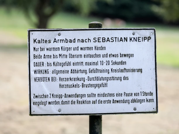 037HR - Grasellenbach - Kneippanlage Schild.JPG