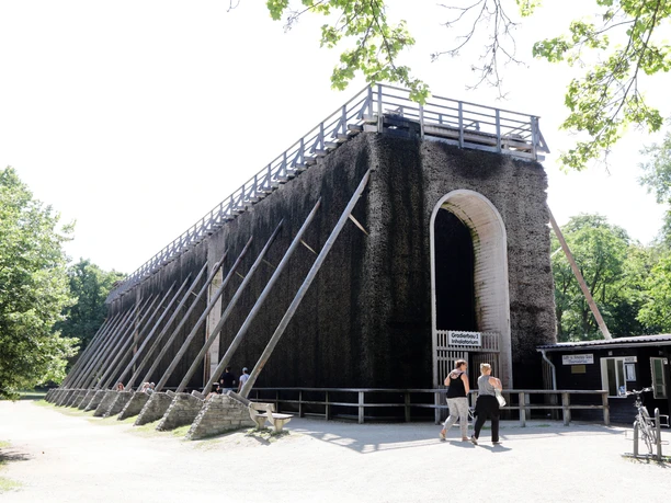 091HR - Bad Nauheim - Gradierwerk.JPG