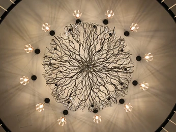 Amadeus Café Restaurant Bar Deckenbeleuchtung im Amadeus Café Restaurant Bar