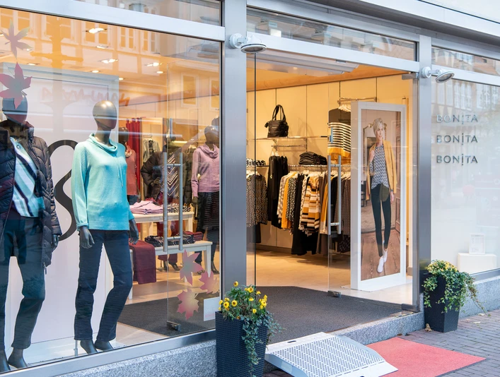 Bonita-1.jpg Eingang der Bonita-Filiale in Wolfenbüttel