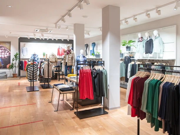 Innenaufnahme der Street One Filiale