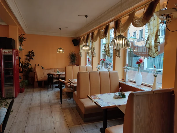 Sitzplätze im Restaurant Fattoria