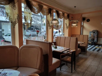 Sitzplätze im Innenraum von Fattoria