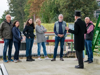 Auf der Schwebefähre