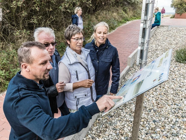 Thalasso Kurweg Juist klein Rundweg.jpg Thalasso Kurweg Juist klein Rundweg