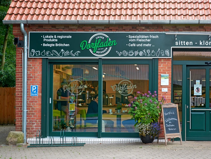 Außenansicht vom Dorfladen Bötersen Außenansicht vom Dorfladen Bötersen