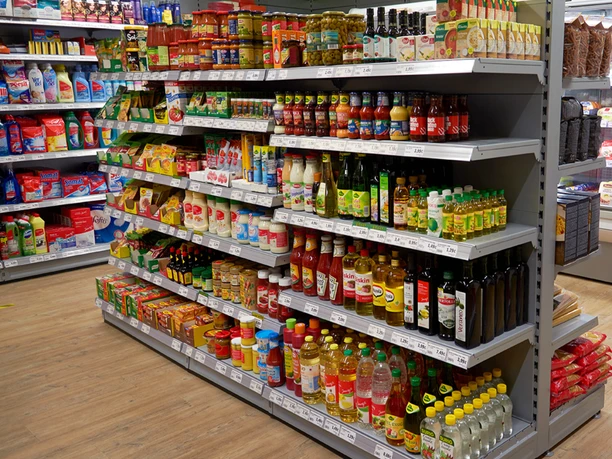 Produkte des täglichen Bedarfs im Dorfladen Bötersen Produkte des täglichen Bedarfs im Dorfladen Bötersen