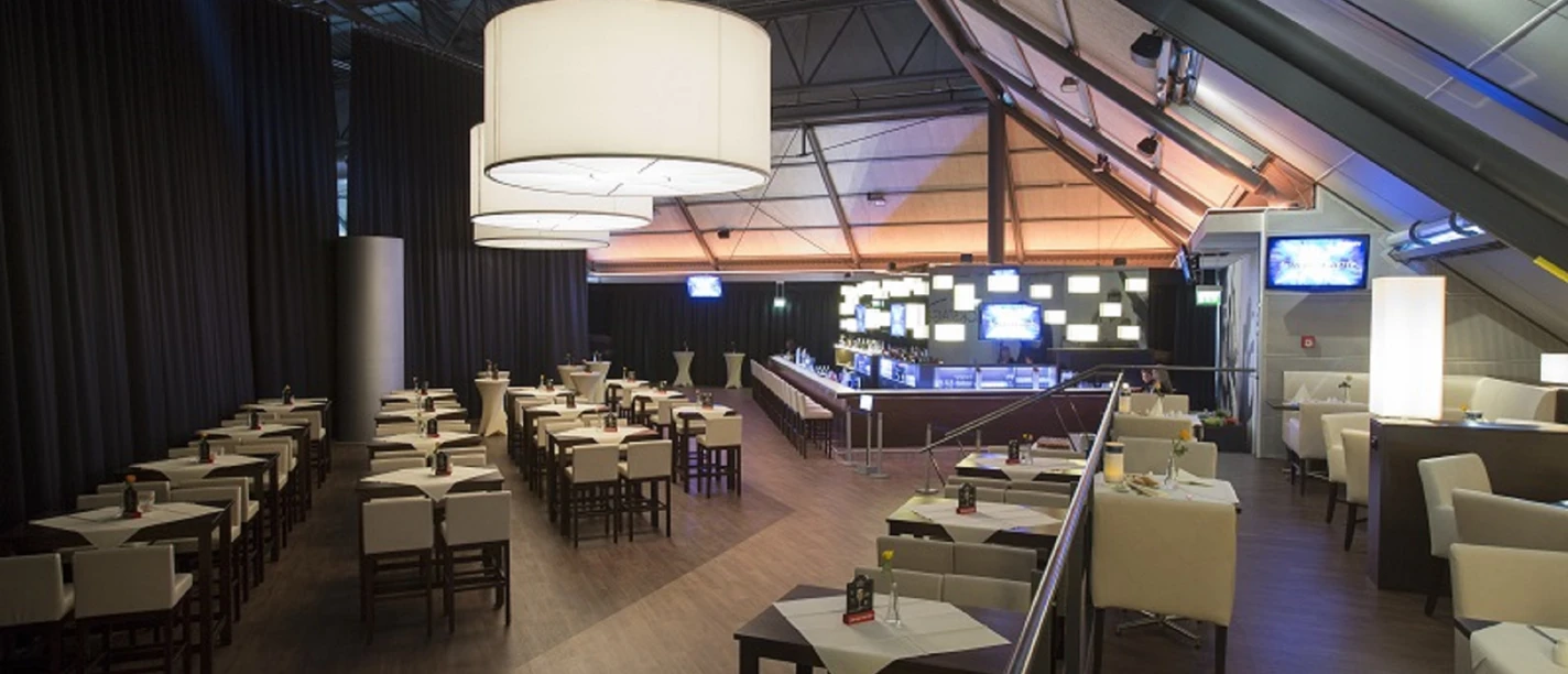 Foto Tom Schulze tel. 0049-172-7997706 mail post@tom-schulze.com web www.tom-schulze.com Foto Tom Schulze tel. 0049-172-7997706 mail post@tom-schulze.com web www.tom-schulze.com