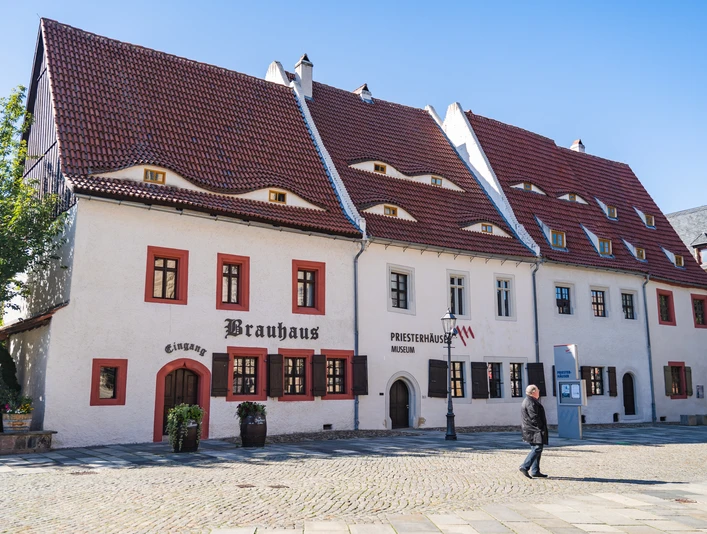 Gebäudeensembles der Priesterhäuser Zwickau