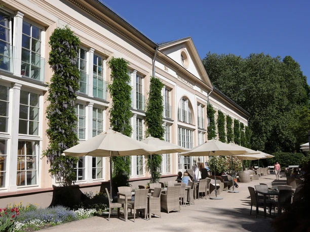 Außenbereich der Orangerie im Kurpark